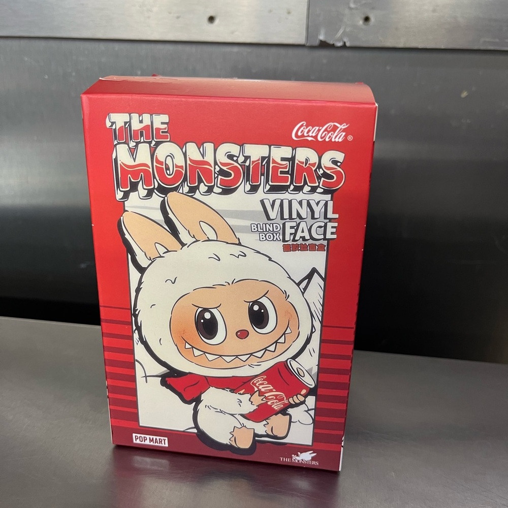 Coca-Cola The Monsters Vinyl Box - Red